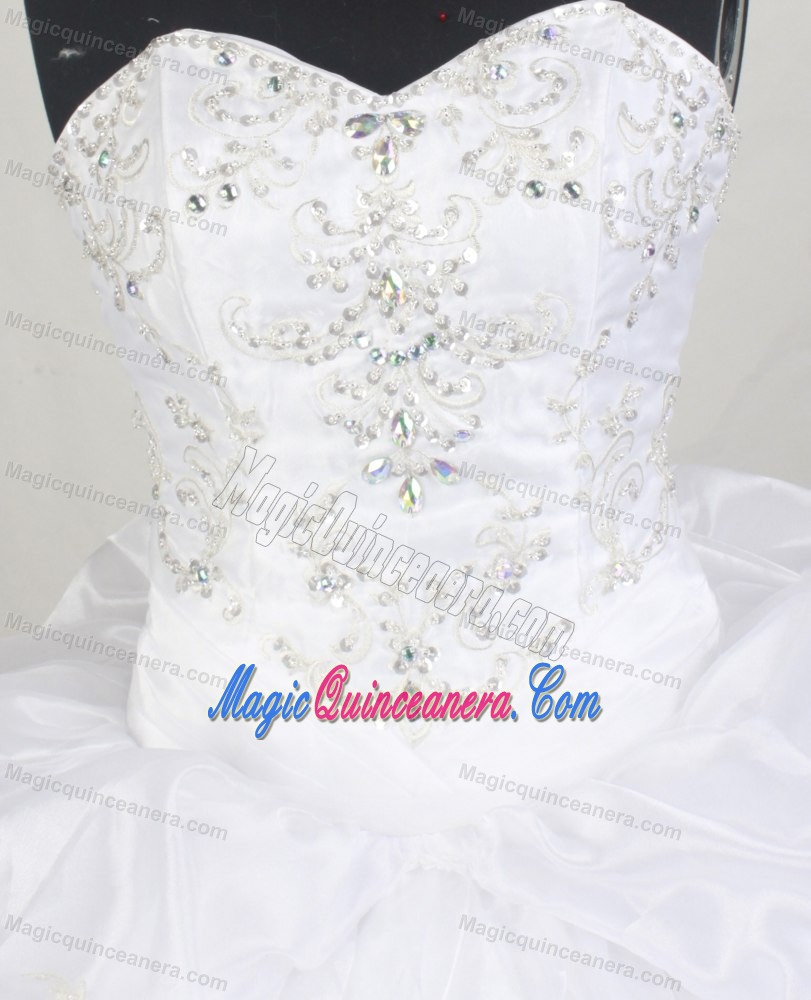 White Sweetheart Organza Beading Brush Train Quinceanera Dresses