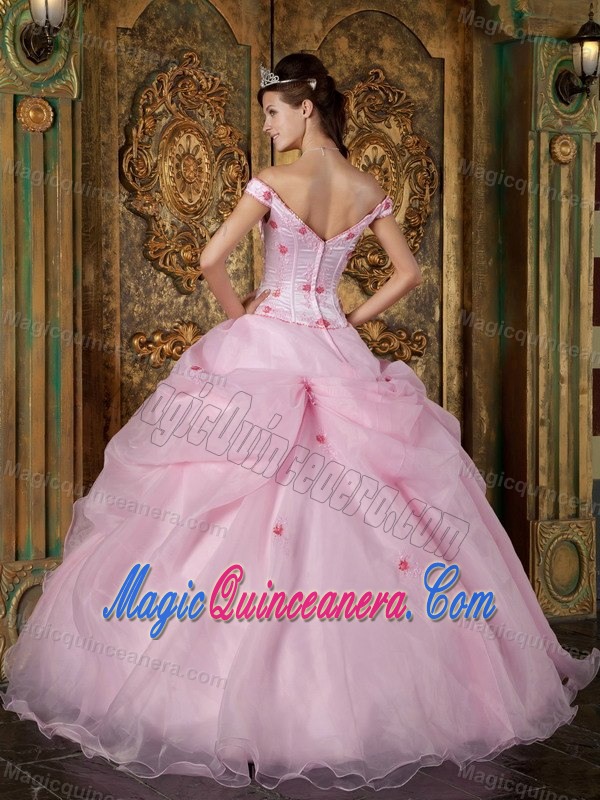 Pink Organza Ball Gown Appliqued Quinceanera Gowns off Shoulder