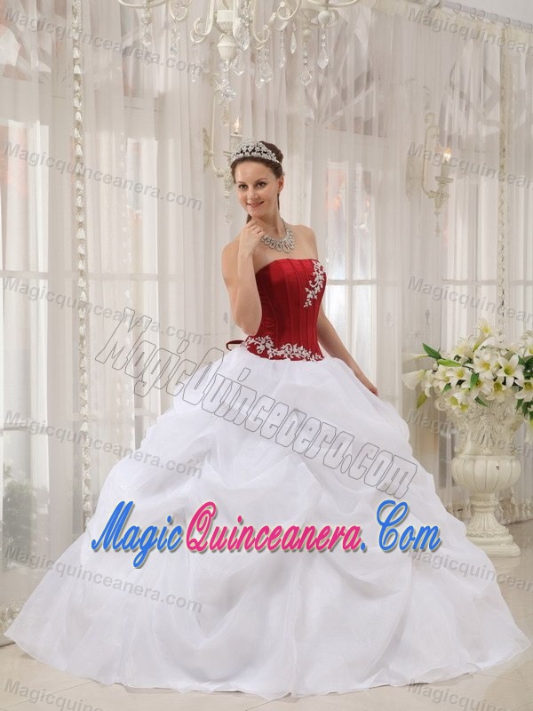 Wine Red and White Dresses for 15 with Appliques and Pick ups