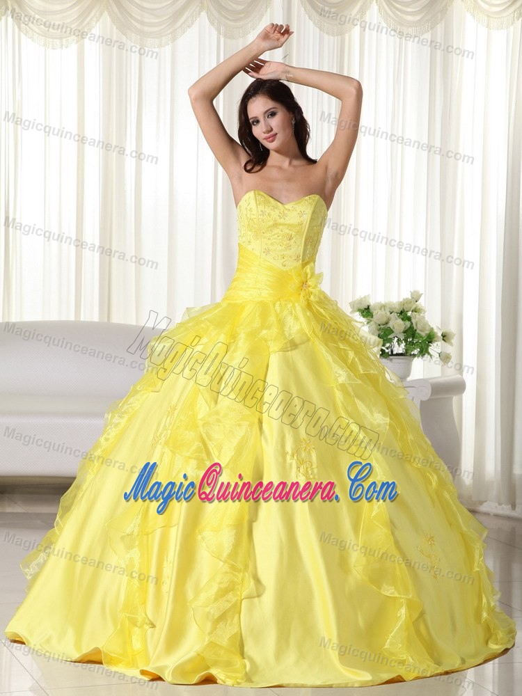 Beaded and Ruffled Sweetheart Dresses for A Quince in Bright Yellow