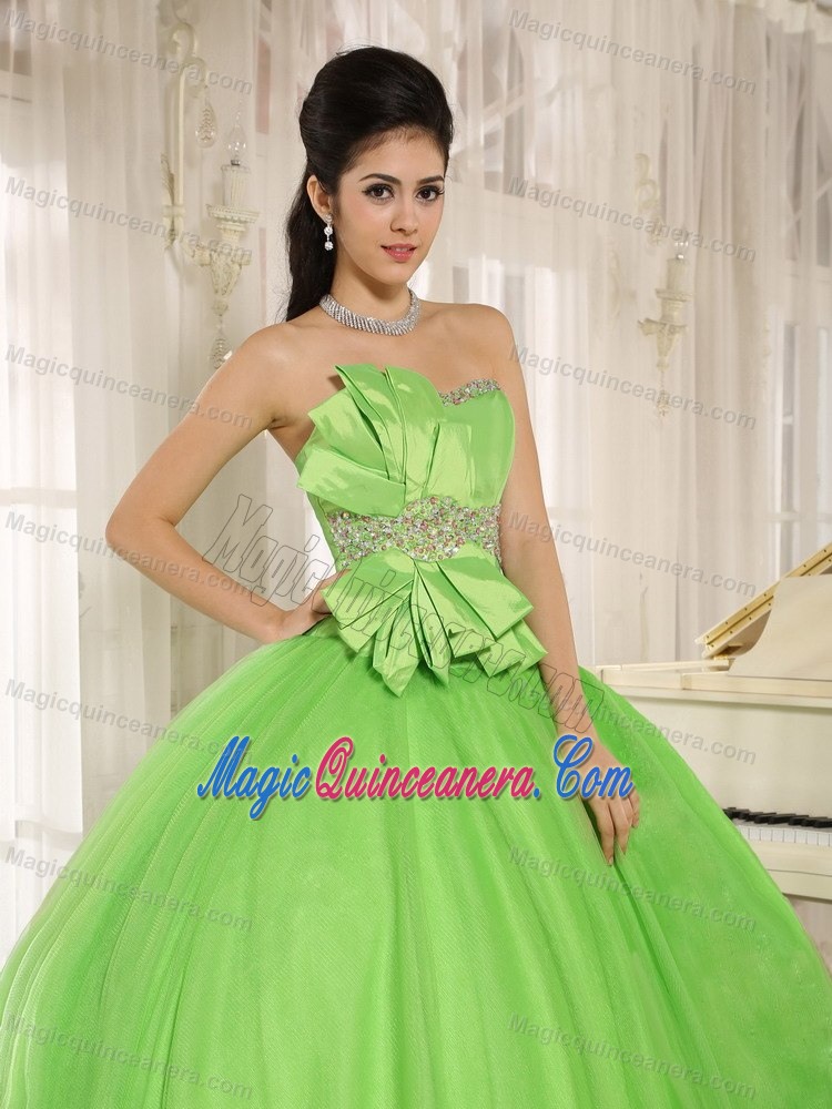 Beaded Bowknot Strapless Spring Green Sweet Sixteen Dresses 2013
