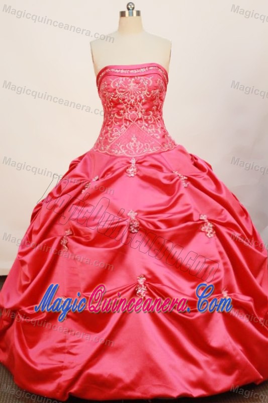 Strapless Hot Pink Quinceanera Dresses with Appliques and Pick Ups