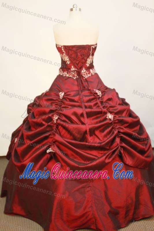 Ruched Bust Strapless Pick Ups Taffeta Wine Red Quinceanera Gowns