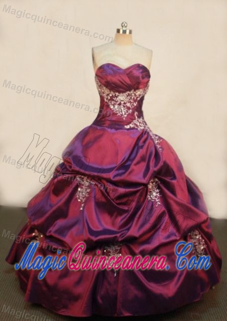Cheap Pick Ups Sweetheart Ruched Appliques Dresses For a Quince
