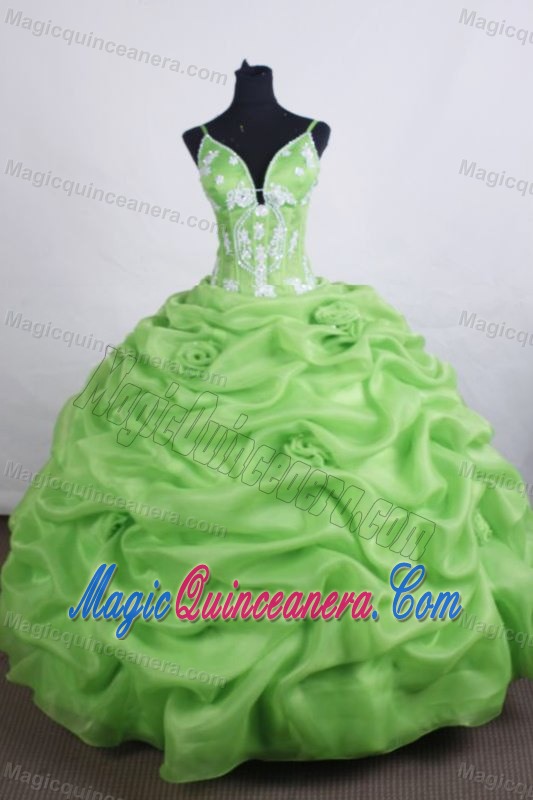 Straps Handmade Flowers Appliques Pick-ups Green Quinces Dresses