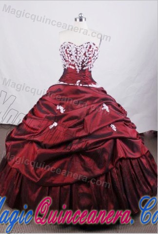 Puffy Sweetheart Pick Ups Appliques Red Taffeta Sweet Sixteen Dress