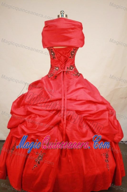Wonderful Red Wrap Neckline Quinceanera Dresses with Embroidery