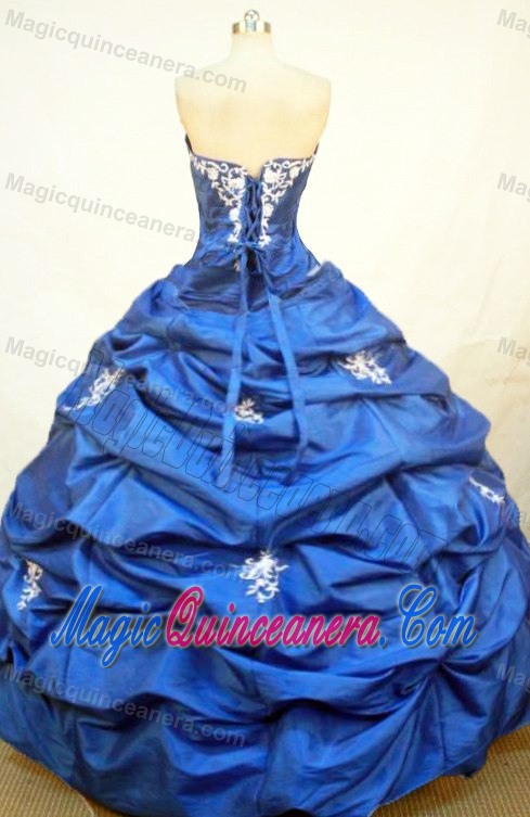 Elegant Ruching and Appliques Strapless Quincenera Dresses in Blue