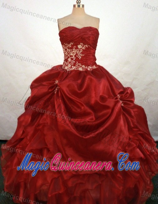 Brand New Ruching Sweetheart Wine Red Appliques Quinceanera Gowns