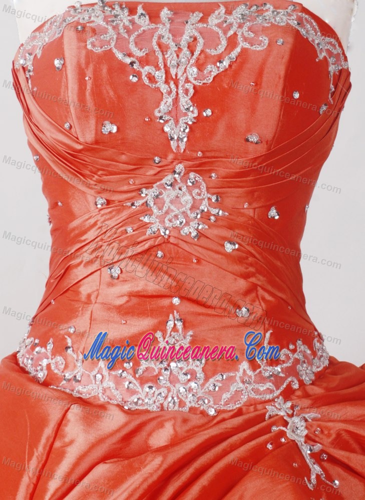 Orange Beading and Pick-ups Strapless Quinceanera Gowns in Las Tunas