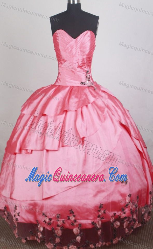 Sweetheart Quinceanera Dress with Flowers Embellished Skirt in Pink
