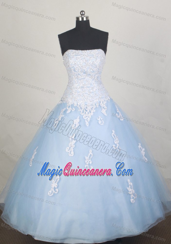 Full Appliques Top in White and Baby Blue Skirt for Sweet 15 Dresses