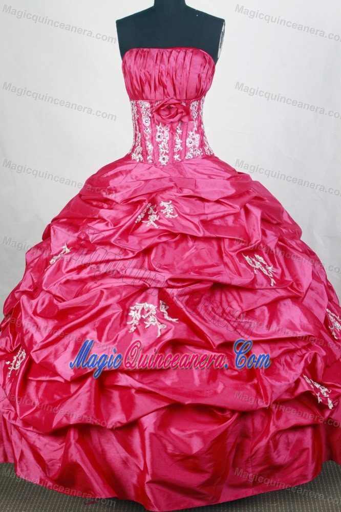 White Applique and Hot Pink Quincenera Dresses Embellished Ruffles