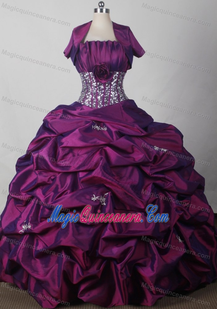 Pleating and Appliques for Quinceanera Gowns with Bubble Ruffles