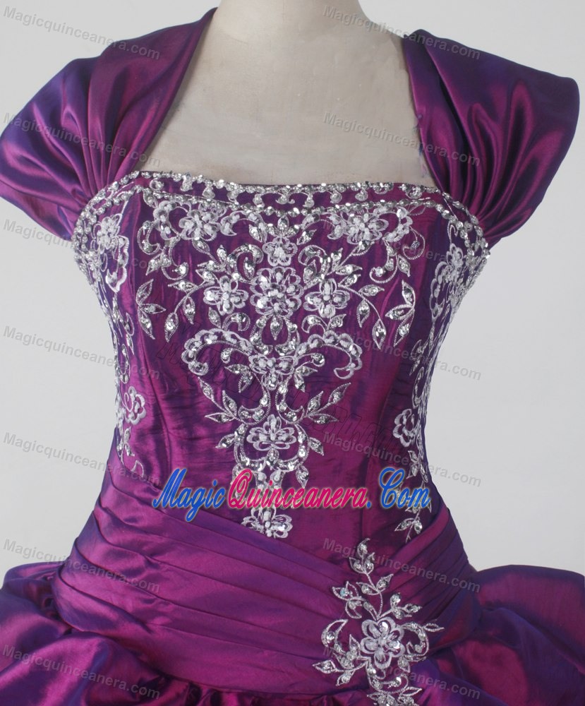 Pleating Wrap and White Applique for Purple Sweet Sixteen Dresses