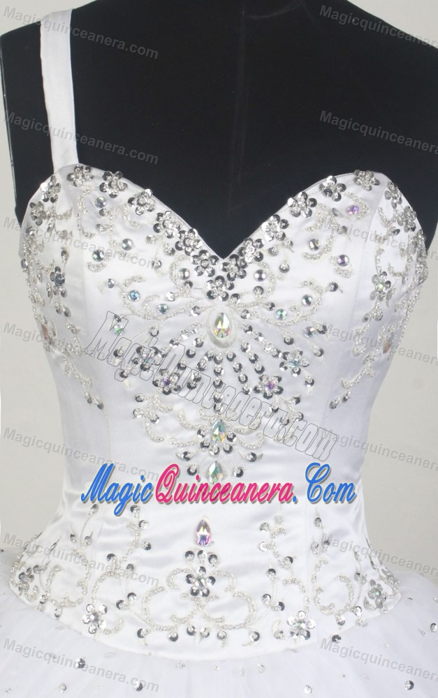 One Shoulder and Sweetheart Beaded SaltaSweet Sixteen Dresses