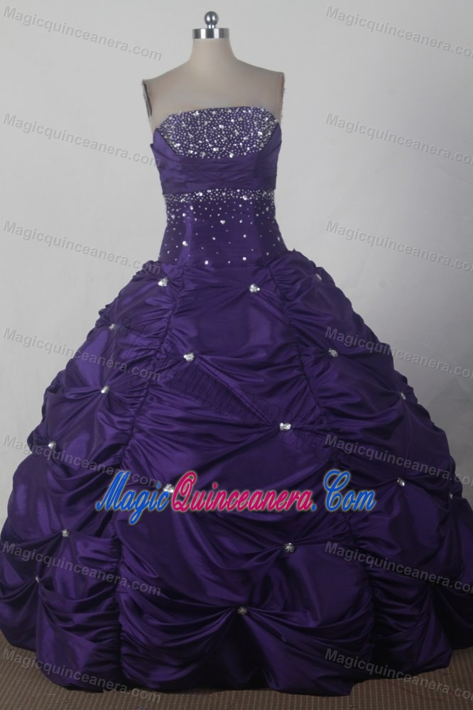 Pick-ups Skirt and Beaded Bust Purple Dresses For A Quinceanera
