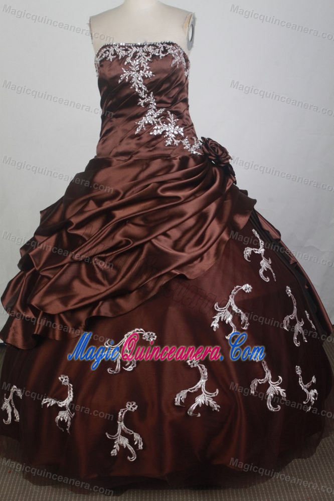 Brown Color Patterned Appliques 2013 Strapless Quinceanera Dress