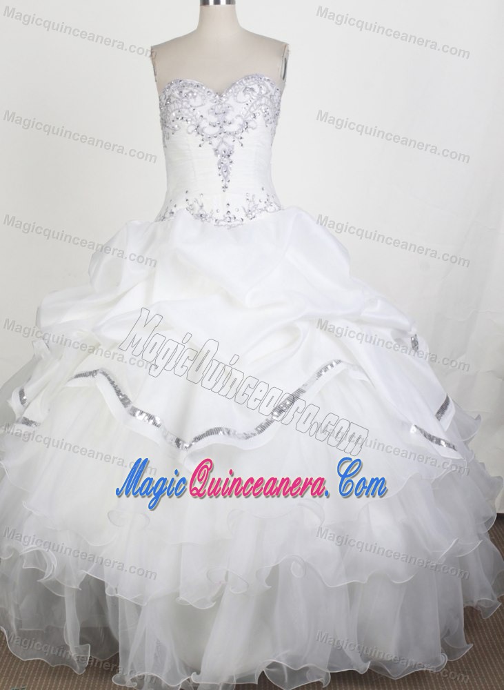 Popular White Ruffled and Bubbled 2013 Quinceanera Dress