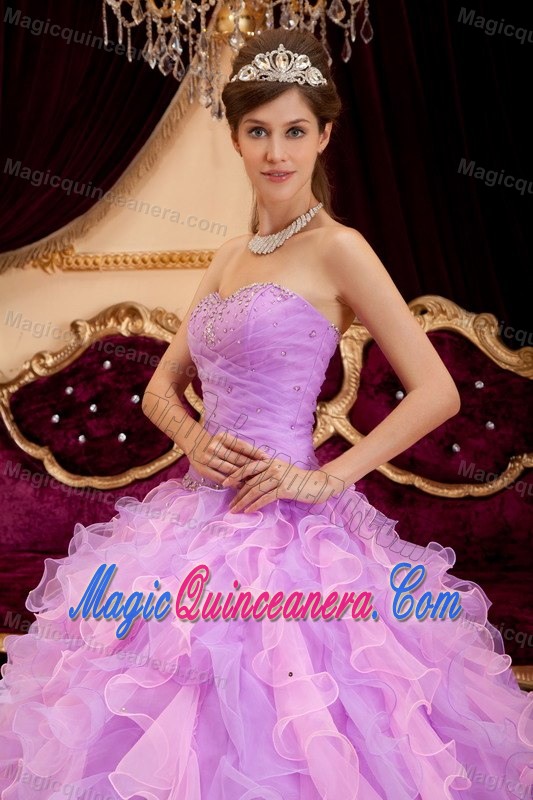Ruched Lavender Quinceanera Dresses with Beading and Puffy Ruffles