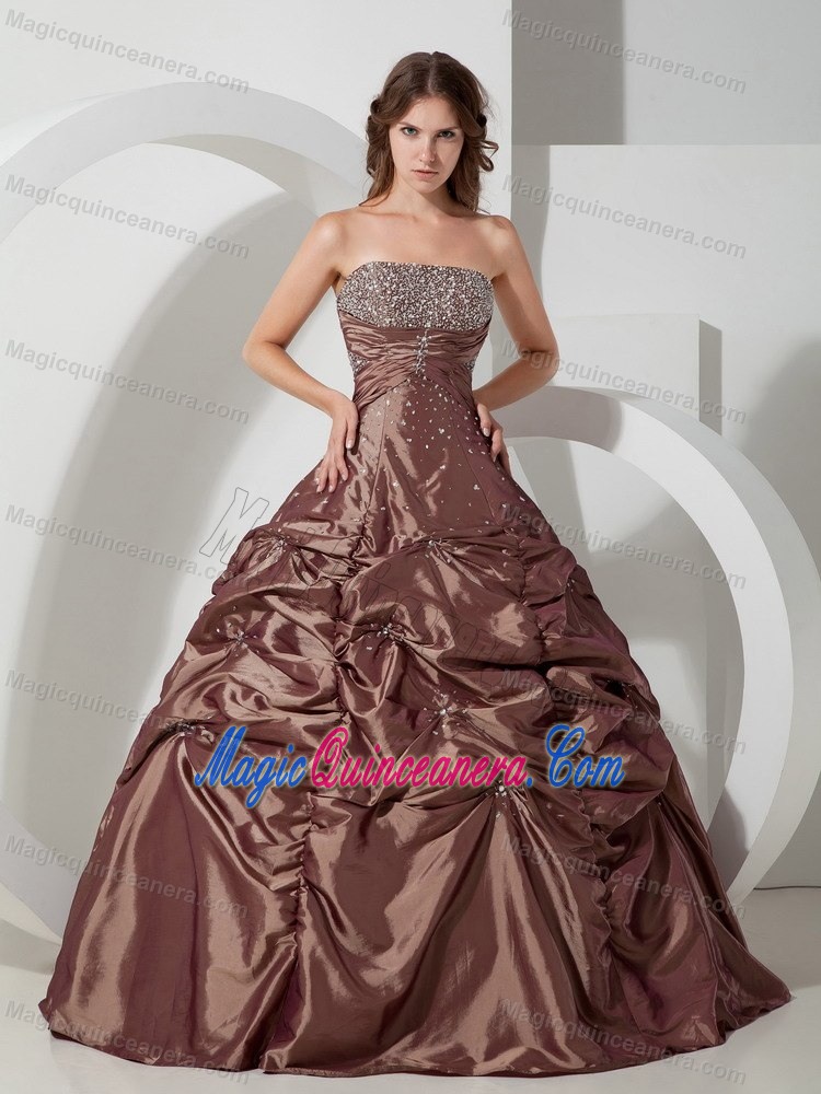 Brown Beaded Taffeta Pick Ups Sweet 15 Dresses in Carrickfergus