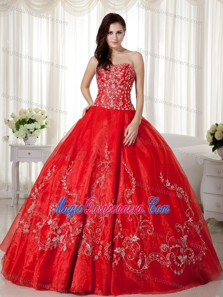 Red Sweetheart Beaded Organza Dress For Quinceanera in Antrim