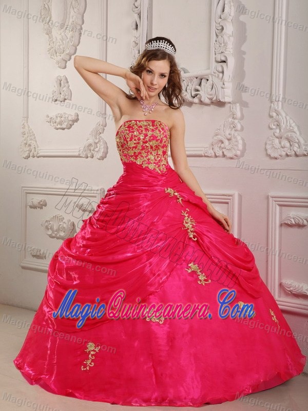 Hot Pink Ruffles Quinceanera Dresses with Appliques in Newry