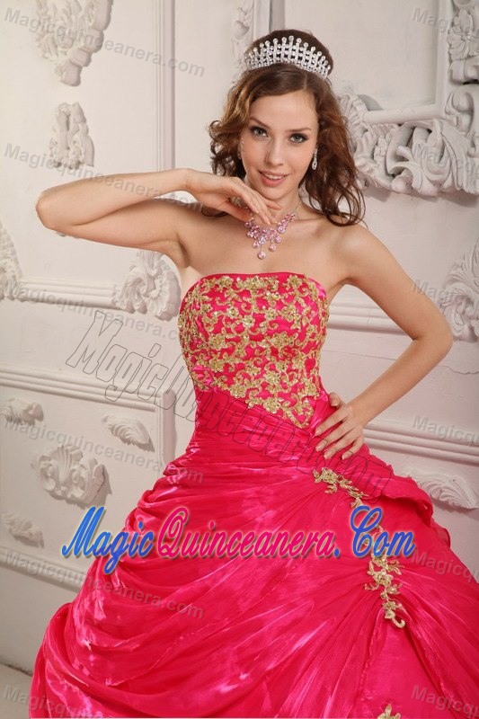 Hot Pink Ruffles Quinceanera Dresses with Appliques in Newry