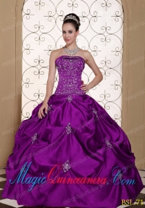 2014 Embroidery Taffeta Strapless Modest Quinceanera Dress with Pick-ups