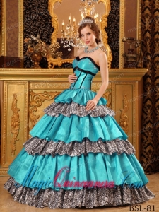 A Popular Ball Gown Sweetheart With Taffeta Ruffles Turquoise Classic Quinceanera Gowns
