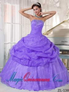 Beautiful Lavender Ball Gown Strapless Floor-length Organza Appliques Quinceanera Dress