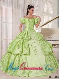 Off The Shoulder Floor-length Taffeta Best Quinceanera Dress with Embroidery