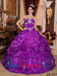 Purple Ball Gown Strapless Organza Best Quinceanera Dress with Appliques