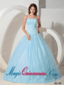 Elegant Ball Gown Beading Quinceanera Dress with Strapless
