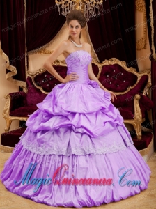 Fashion Beautiful Ball Gown Strapless Taffeta Appliques Lavender Quinceanera Dress