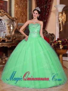 Green Gorgeous Ball Gown Sweetheart Tulle Beading Quinceanera Dress with Ruching