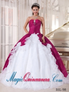 Cheap Ball Gown Sweetheart Beading Sweet 16 Dresses in Fuchsia and White