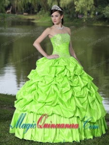 Spring Green For Clearance New style Quinceanera Dress With Strapless Beaded Decorate Taffeta