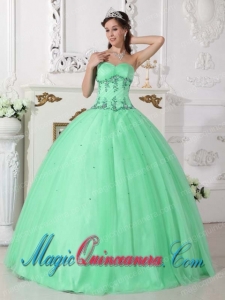 Apple Green Ball Gown Sweetheart Floor-length Tulle and Taffeta Beading Spring Quinceanera Dress