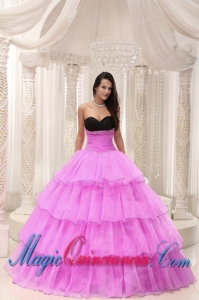 Rose Pink Sweetheart Beaded and Layers Ball Gown Pretty Quinceanera Dress Taffeta and Organza