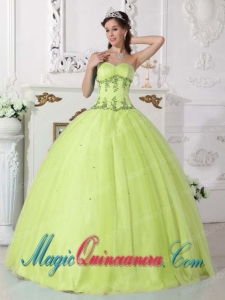 Yellow Green Ball Gown Sweetheart Floor-length Tulle and Taffeta Beading The Most Beautiful Sweet 15 Dresses