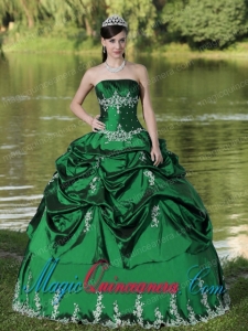 Custom Made Green Quinceanera Dress Party Wear With Satin Embroidery Decorate Popular Quinceanera Dresses