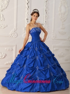 Dark Blue Strapless Vintage Ball Gown Taffeta Appliques and Beading Quinceanera Dress