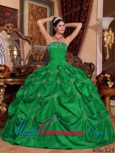 Green Ball Gown Strapless Vintage Taffeta Appliques Sweet 15 Dresses