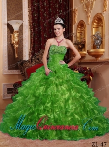 Vintage Ball Gown Strapless Organza Beading Sweet 16 Gowns in Green