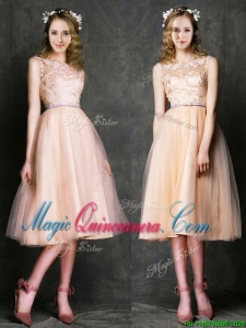 Romantic Laced and Sashed Scoop Dama Dress in Peach