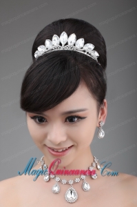 High Quality Crystal and Rhinestone Necklace and Crown