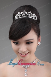 Intensive Flower Rhinestone Alloy Jewelry Set With Crown Necklace And Earrings