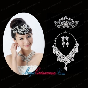 Dignified Rhinestone DreamlikeJewelry Set Including Necklace Tiara