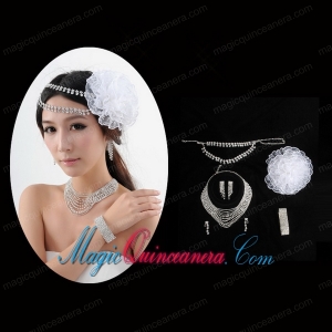 Glamourious Bridal Jewelry Sets with Necklace Earings and Bracelet